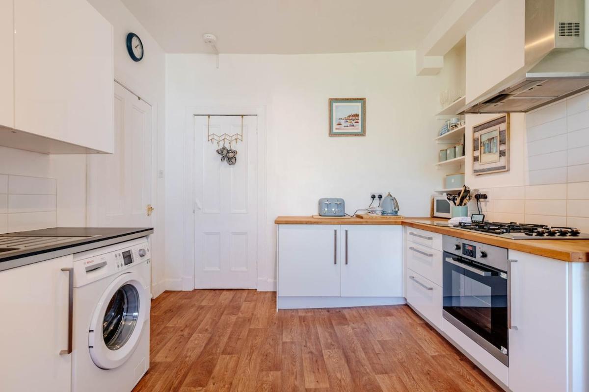 Apartment Coastal 1 Bed Steps To Free Park Edinburgh